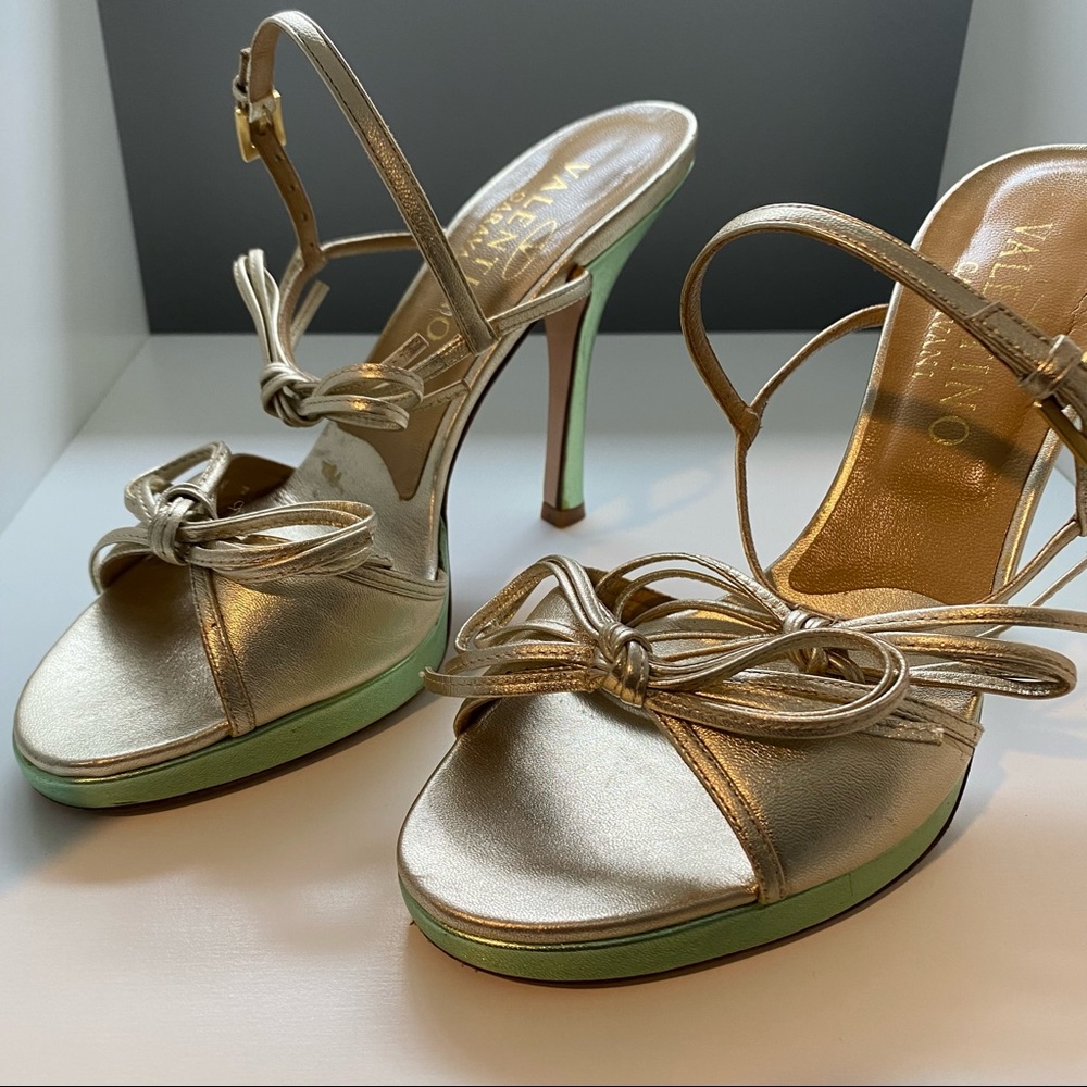 Valentino Garavani Metallic Bow Pumps